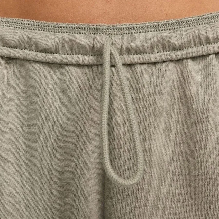 Imagen 4 de 6 de Nike Shorts  Sportswear Chill Terry-VERDE SECO