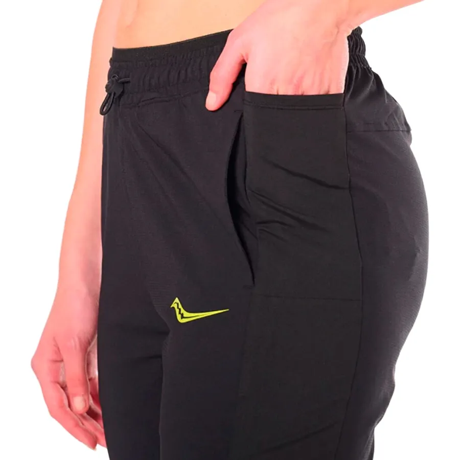 Imagen 2 de 4 de Pantalón Saucony Boston Woven-NEGRO