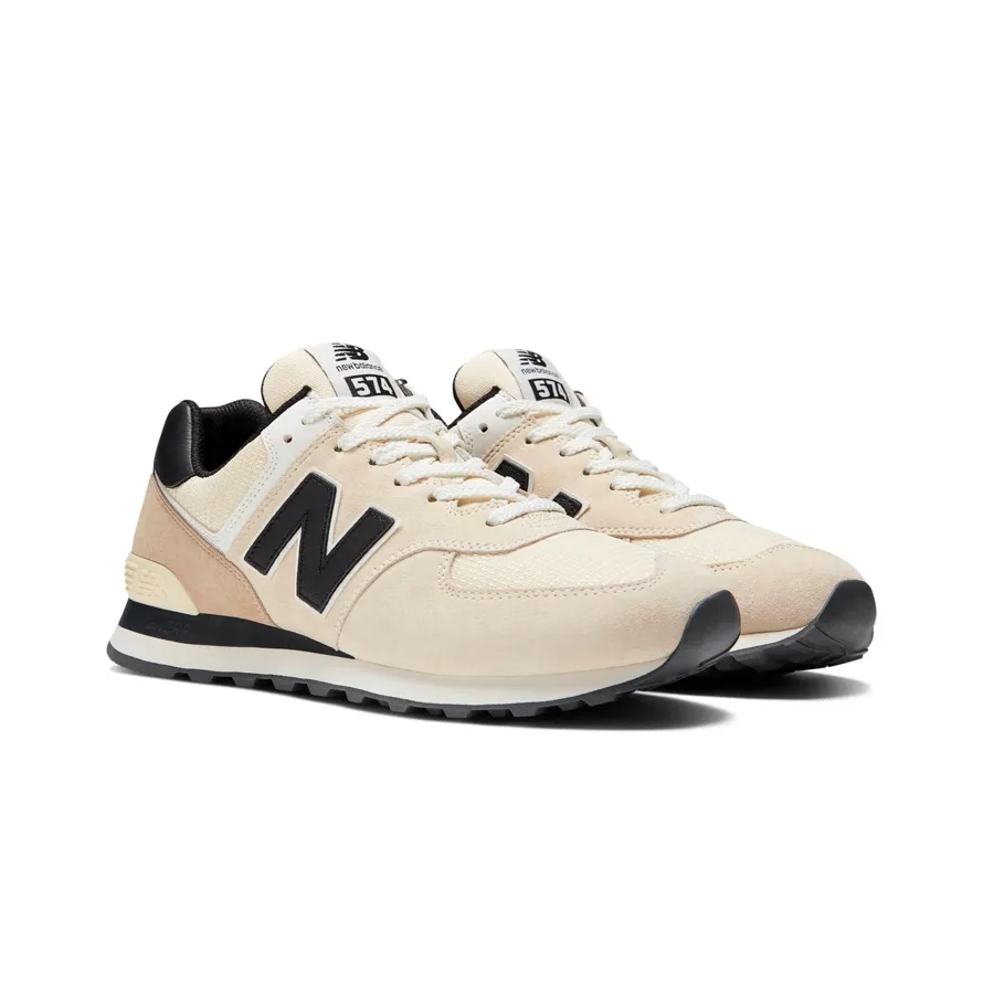 Imagen 2 de 6 de Zapatillas New Balance 574-BEIGE/NEGRO