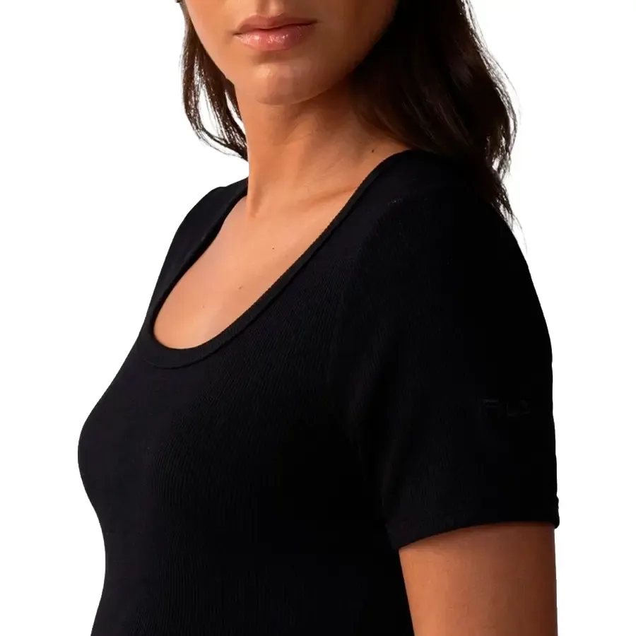 Imagen 2 de 4 de Remera Fila Slim Rib-NEGRO