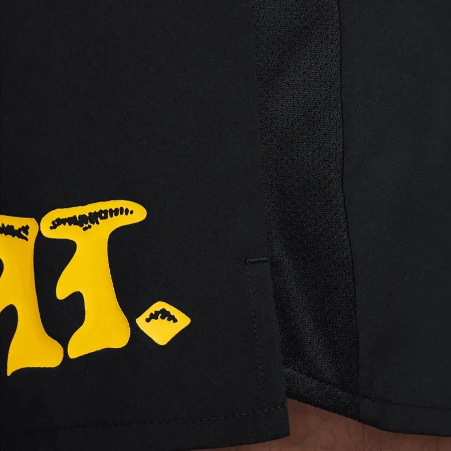 Imagen 5 de 7 de Nike Shorts  Dri-Fit Challenger-NEGRO/AMARILLO