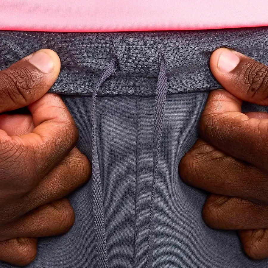 Imagen 3 de 5 de Pantalón Nike Strike-GRIS