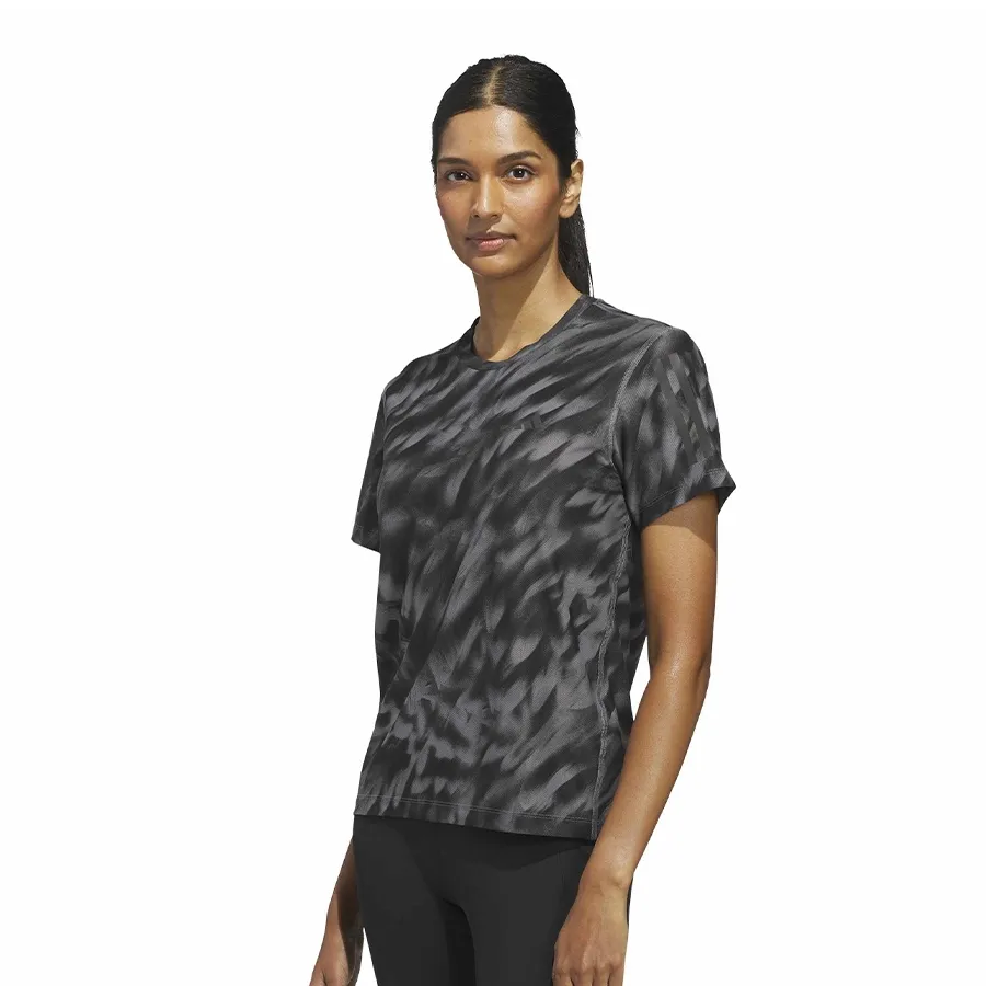 Imagen 0 de 5 de Remera adidas Own The Run Allover Print Tee-GRAFITO/NEGRO