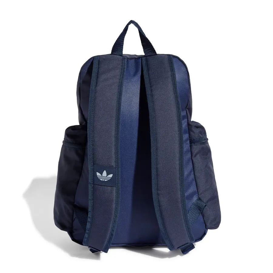 Imagen 2 de 5 de Mochila adidas originals Adicolor-MARINO