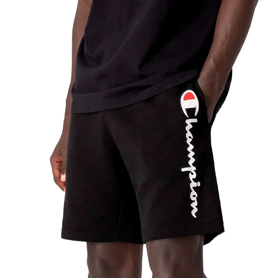 Imagen 1 de 3 de Shorts Champion Logo-NEGRO