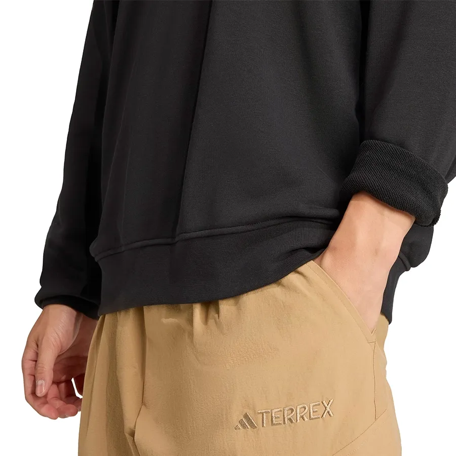 Imagen 2 de 4 de Buzo adidas Wild Crew-NEGRO