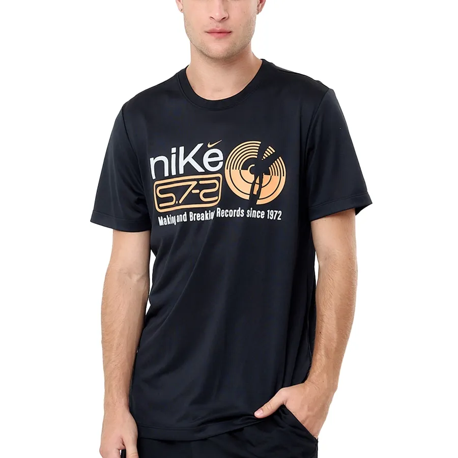 Imagen 0 de 3 de Remera Nike Dri-FIT-NEGRO/NARANJA
