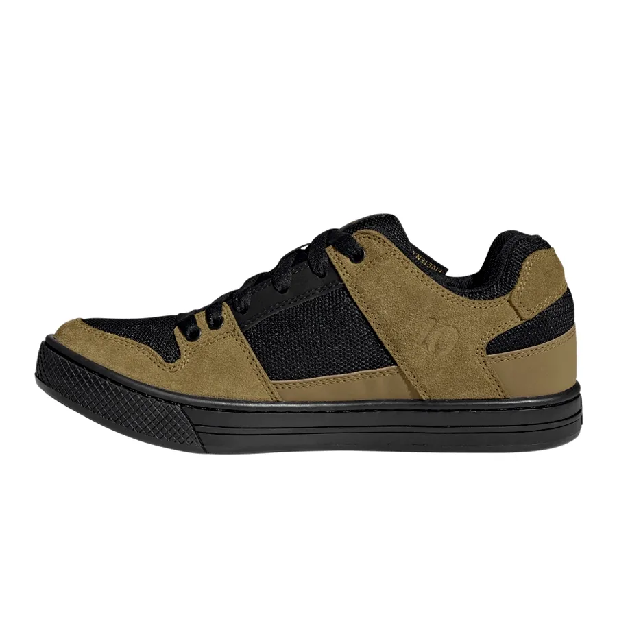Imagen 1 de 6 de Zapatillas adidas Freerider-OLIVA/NEGRO