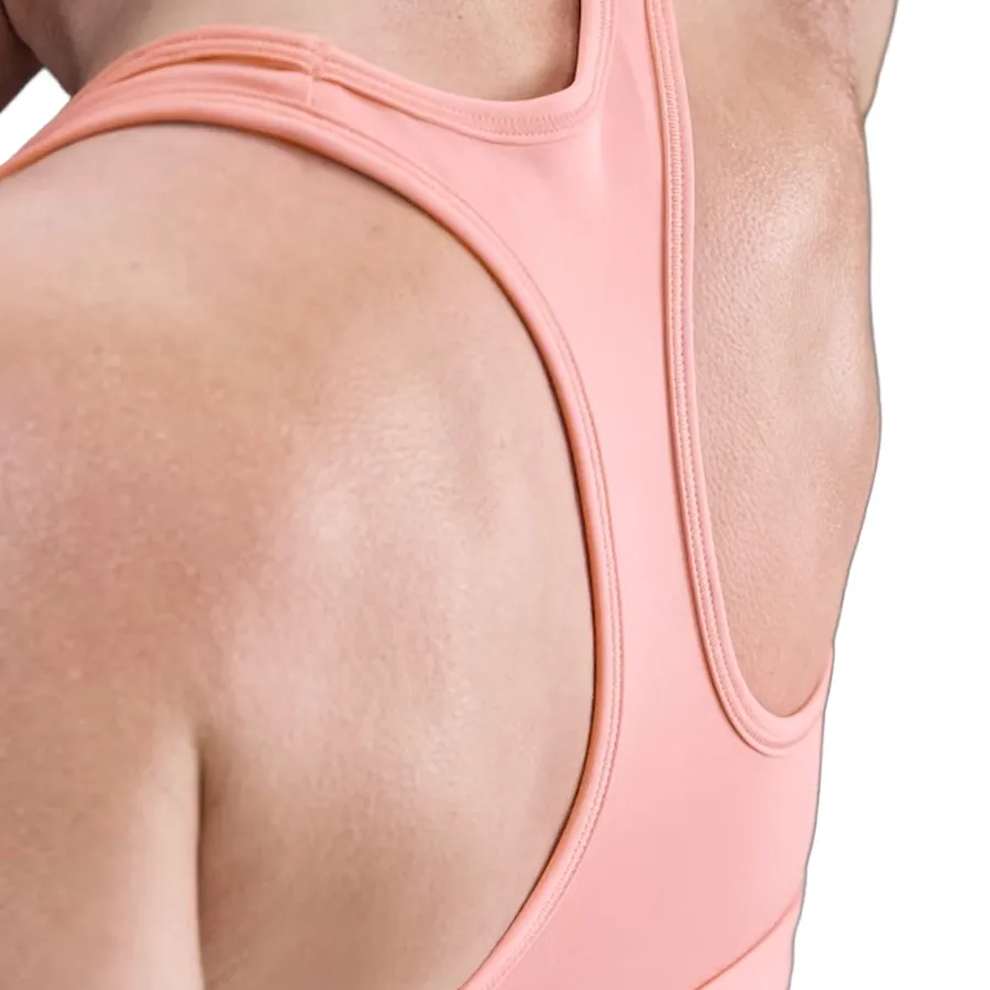 Imagen 4 de 5 de Top Nike Swoosh Medium Support-ROSA VIEJO