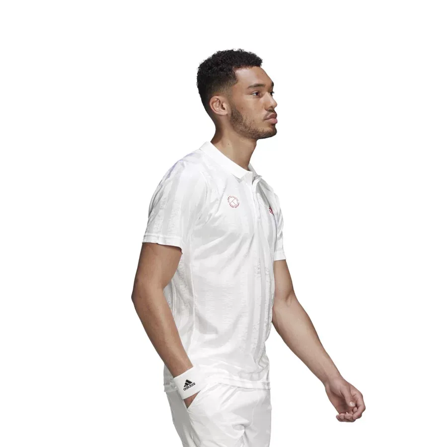 Imagen 2 de 6 de Remera adidas De Tenis Freelift Engineered-BLANCO/ROJO