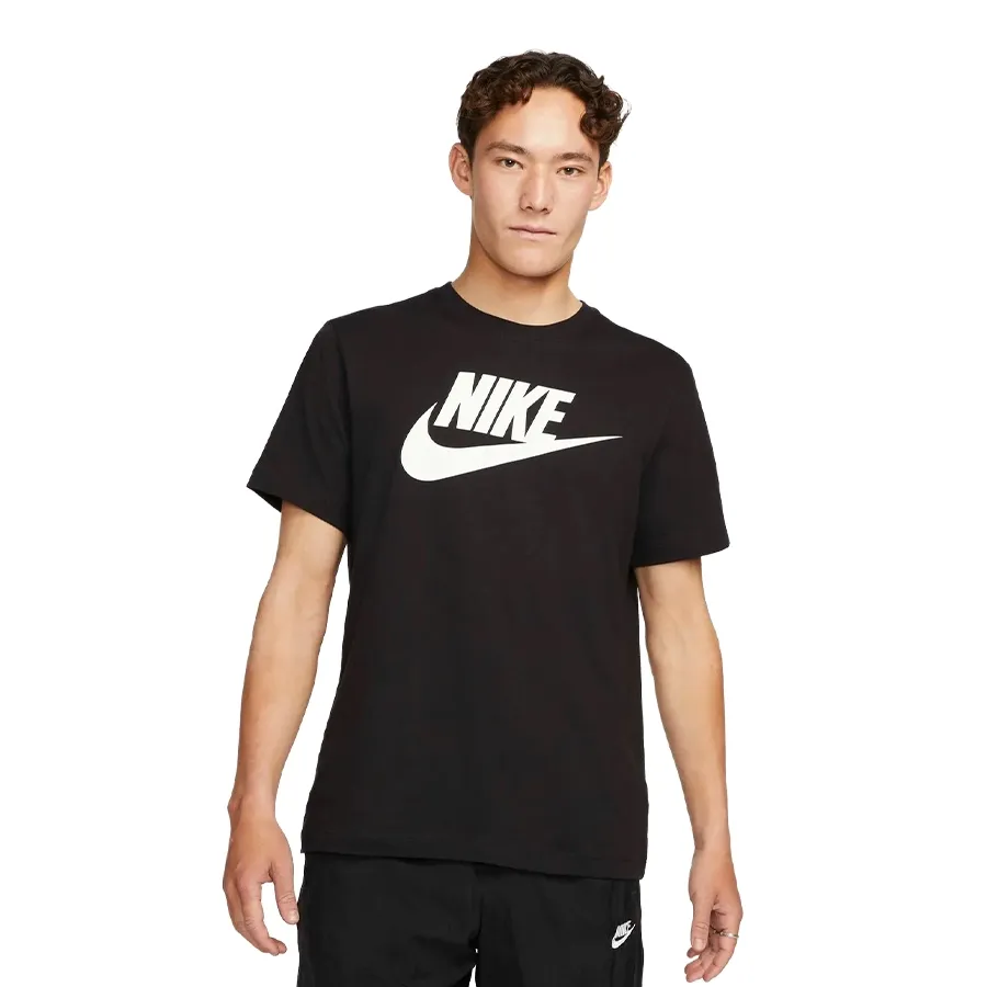 Imagen 0 de 3 de Remera Nike Sportswear-NEGRO/BLANCO