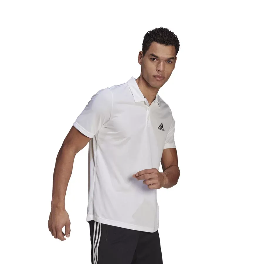 Imagen 1 de 5 de Remera adidas Chomba Aeroready Designed To Move Sport-BLANCO