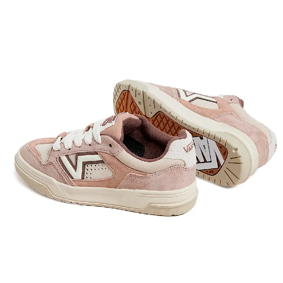 Imagen 2 de 4 de Zapatillas Vans U Upland-ROSA VIEJO/GRIS