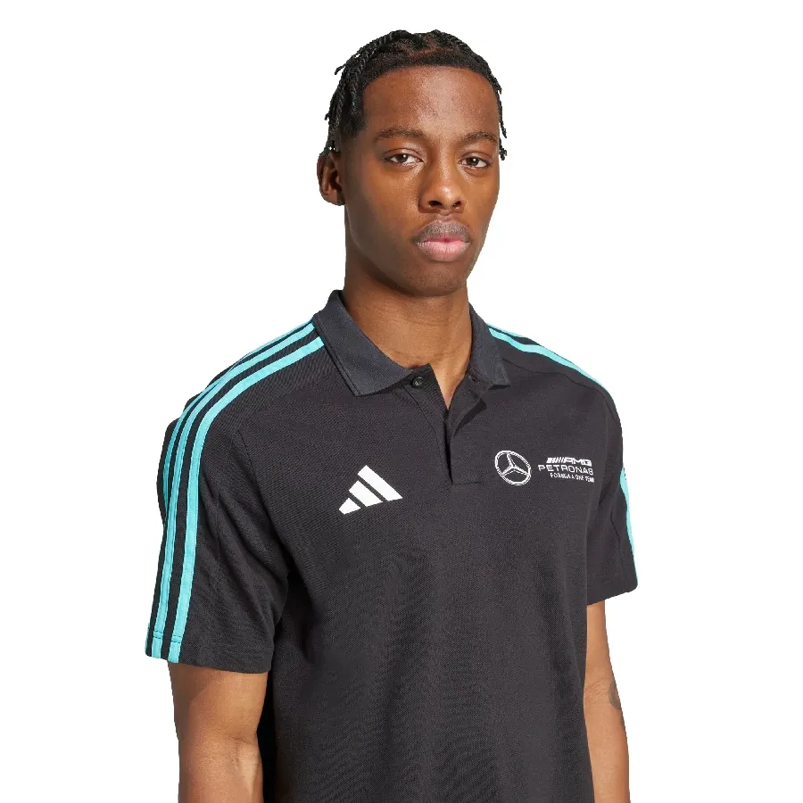 Imagen 3 de 5 de Polo adidas Chomba ADN Mercedes - AMG Petronas Formula Uno Team-NEGRO/TURQUESA