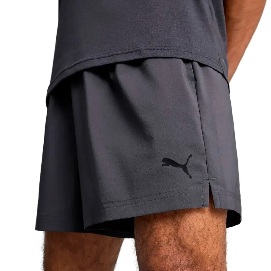 Imagen 0 de 8 de Short Puma Train All Day Essentials 5-GRIS