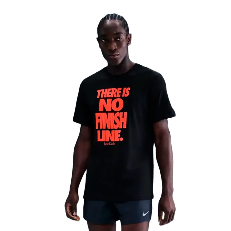Imagen 0 de 3 de Remera Nike Run Energy-NEGRO/ROJO