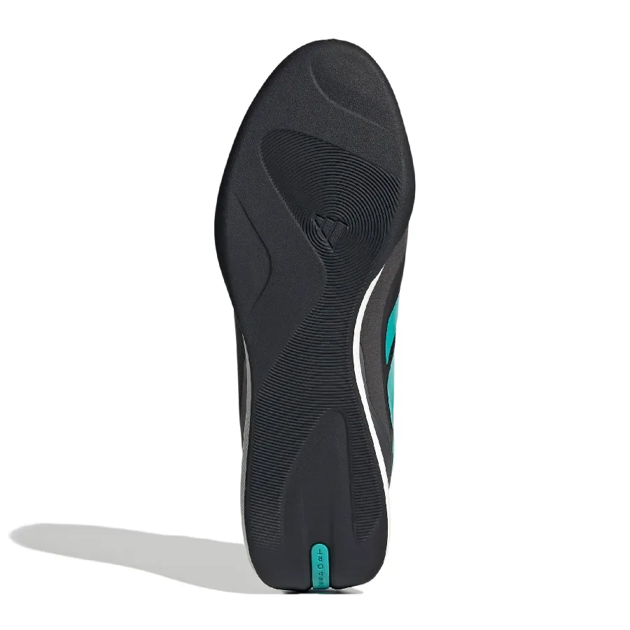 Imagen 4 de 7 de Zapatillas adidas Feroza Mercedes AMG Petronas F1-NEGRO/TURQUESA