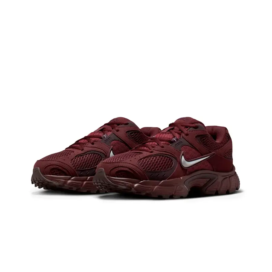 Imagen 1 de 6 de Zapatillas Nike V5 Rnr-BORDO