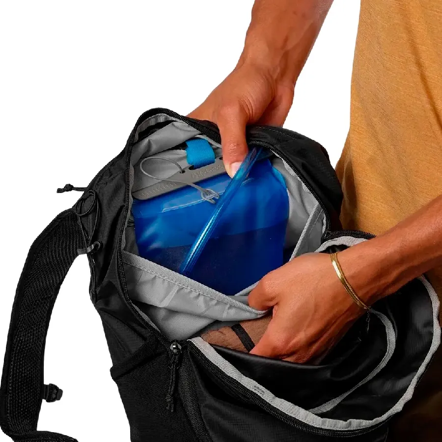 Imagen 2 de 5 de Mochila Salomon Trailblazer 30-NEGRO