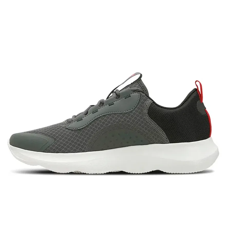 Imagen 1 de 4 de Zapatillas Under Armour Charged Victory-GRIS/GRAFITO