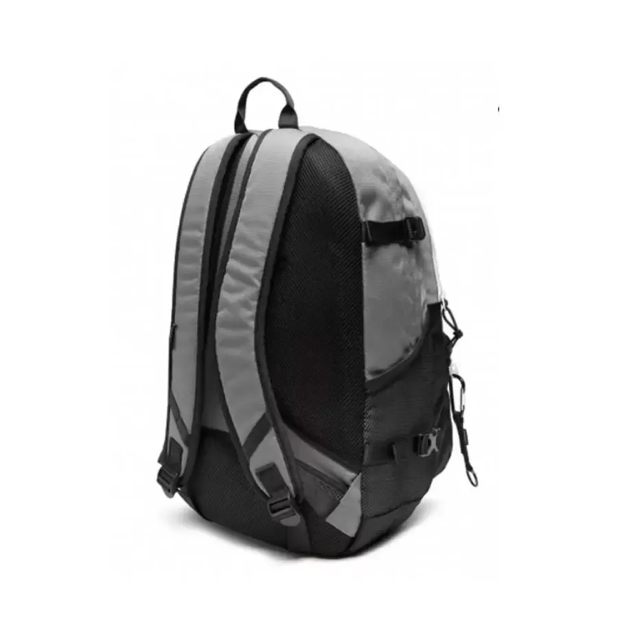 Imagen 1 de 4 de Mochila Converse Straight Edge Backpack-NEGRO