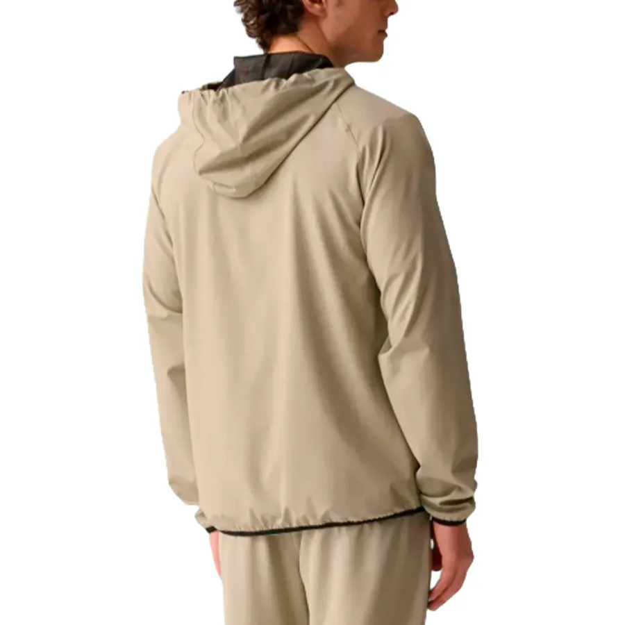 Imagen 1 de 3 de Campera Fila Essentials Training-ARENA